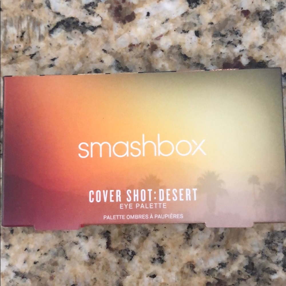 Smash box cover shot eye palette in Desert